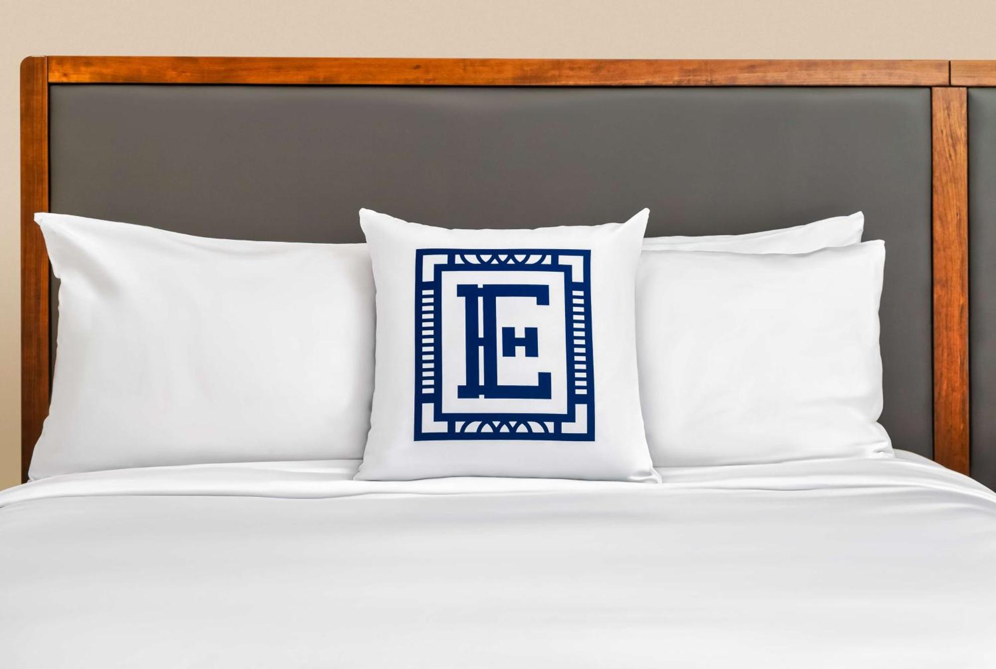 Hotel Elkhart, Tapestry Collection By Hilton Luaran gambar
